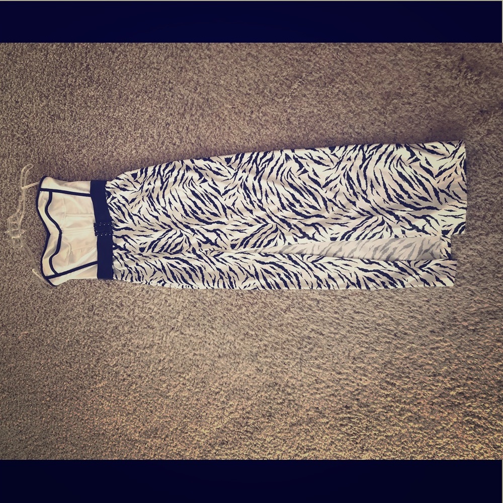 Strapless dress